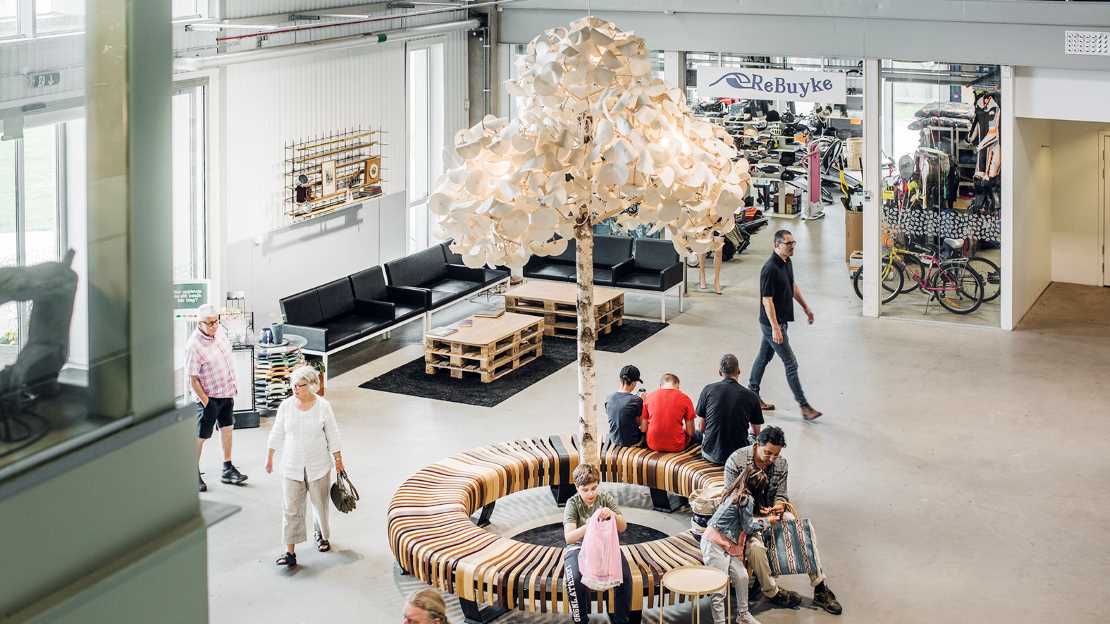 ReTuna Återbruksgallerias entré