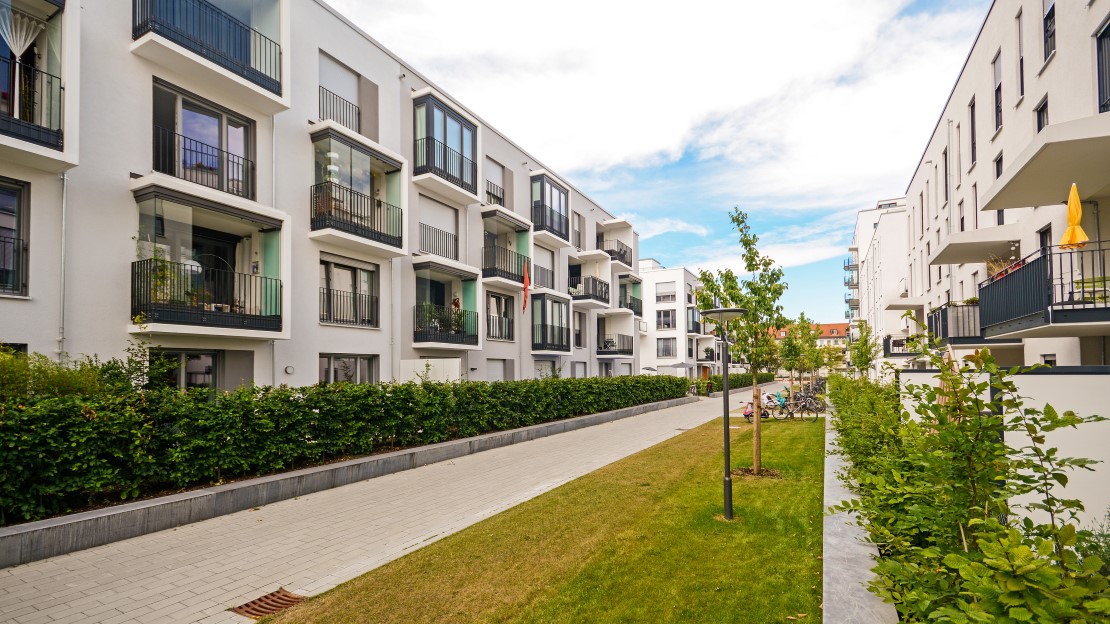 Bostadsområde med hyreshus